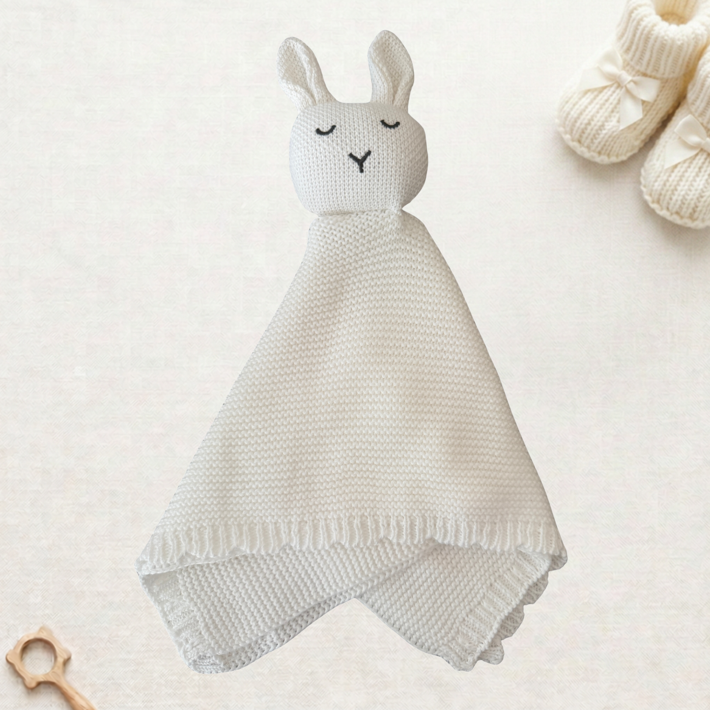 Arely - Blanket & Snuggler Gift Set - Soft Cloud White